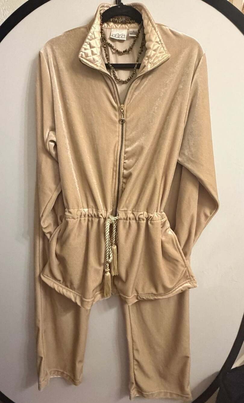 Villager Sport by Liz Claiborne Velour Jumpsuit Gold
#13V926